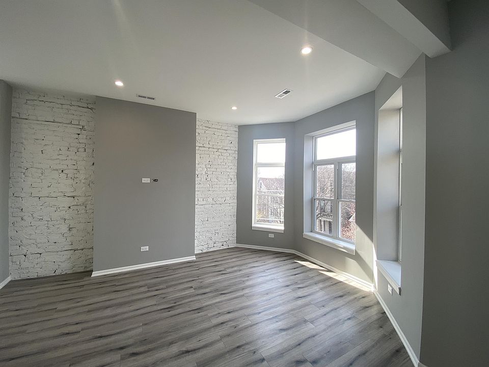 1st image of 1647 N Fairfield Ave #1F