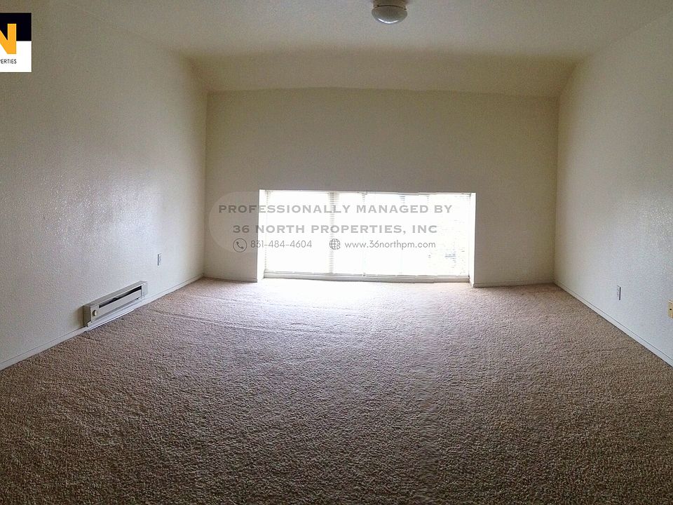 2nd image of 369 Main St APT 305