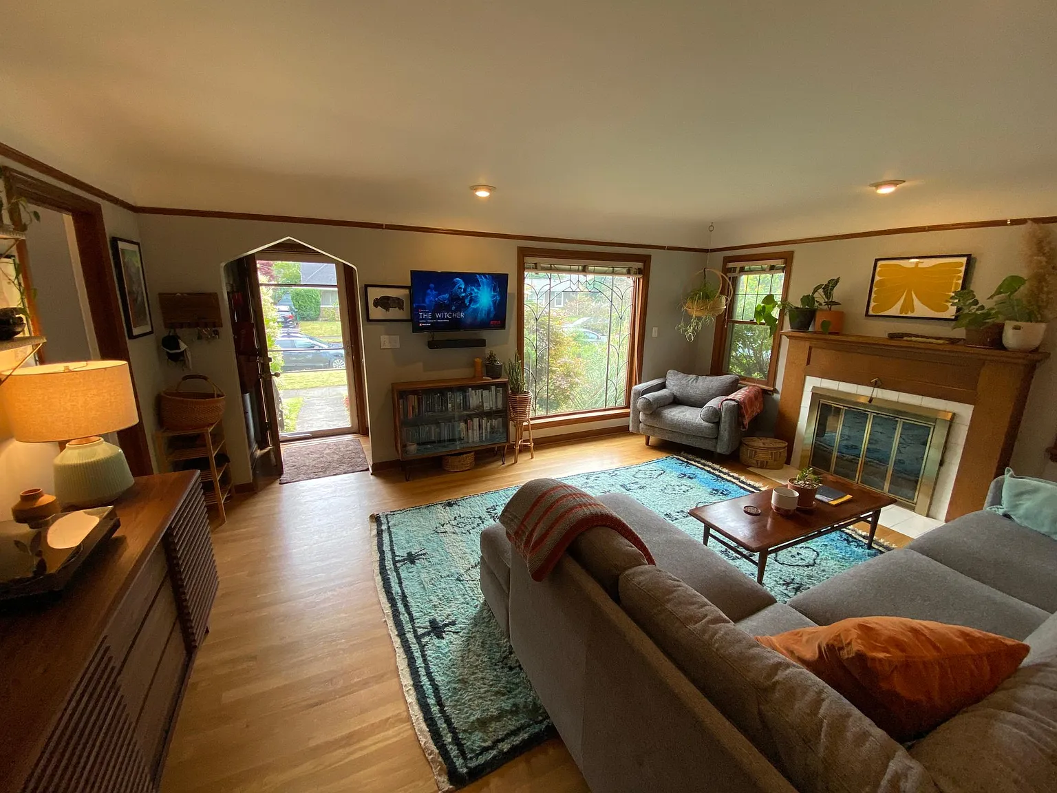 3 bed, 1866 sqft, $3,200 — Photo 3