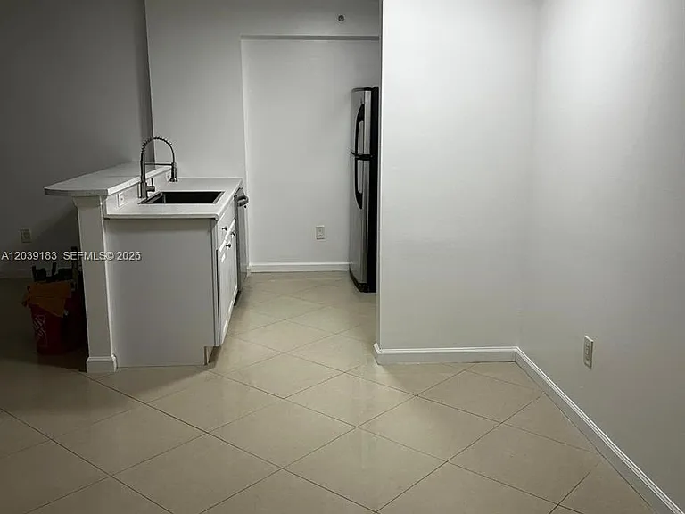 410 S Park Rd #1104 — Photo 5
