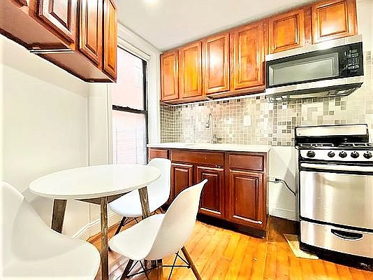 1st image of 220 W 149th St #5S
