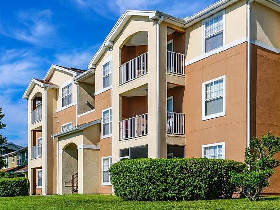 5th image of 5975 Lake Pointe Village Cir #5975-5975-