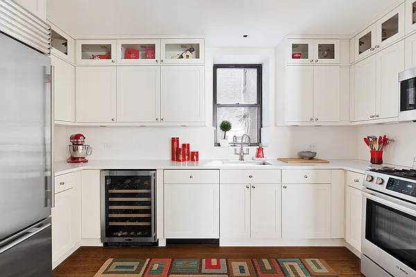 Rented by Compass | media 34