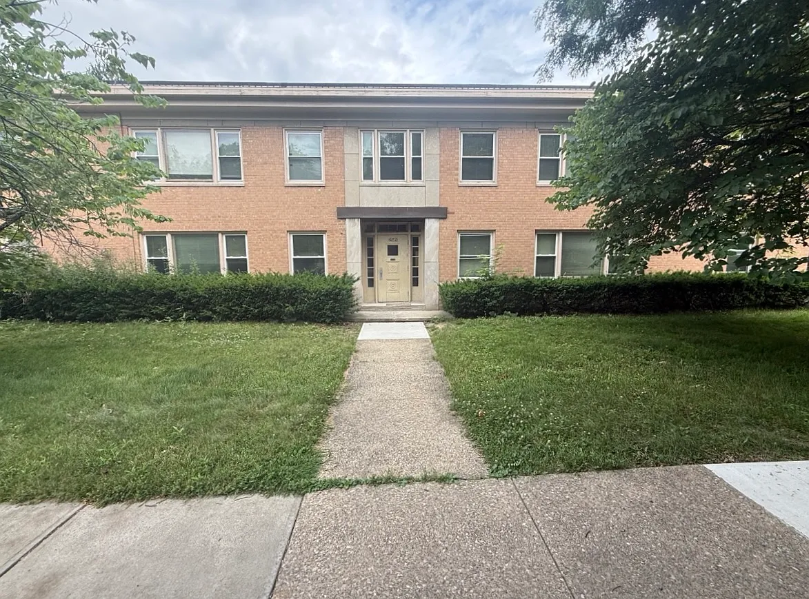 2 bed, $1,195 — Photo 1