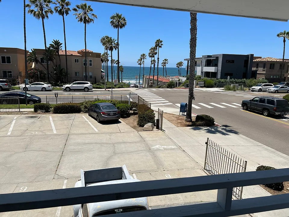 201 Surfrider Way