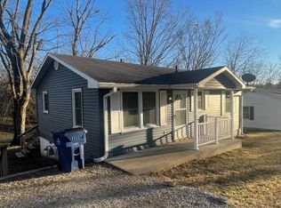308 E South St, Marble Hill, MO 63764