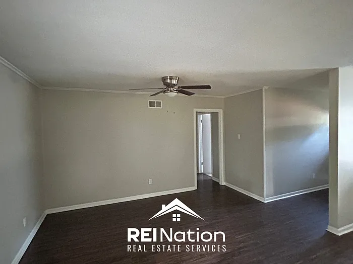 3 bed, 1.0 bath, 1218 sqft, $1,295 — Photo 4