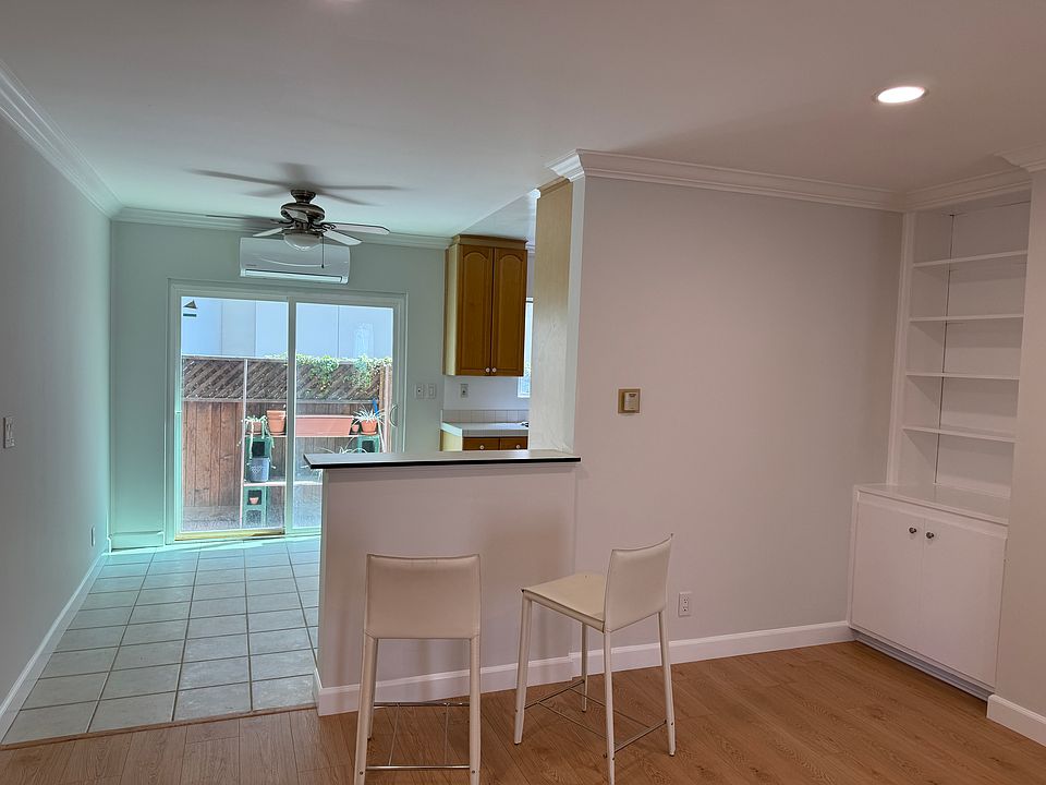 Kitchen nook
