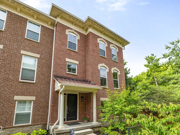 9448 Oakley Dr, Indianapolis, IN 46260