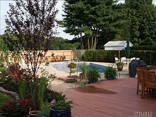 3rd image of 12 Naples Ln