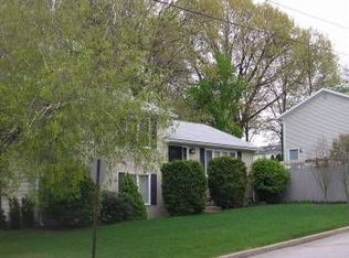 116 Midvale Ave, Cranston, RI 02920