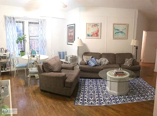 Rented by Metropolitan Property Group | media 29