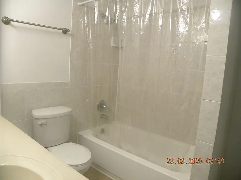 4966 Sanoma Vlg #D — Photo 22