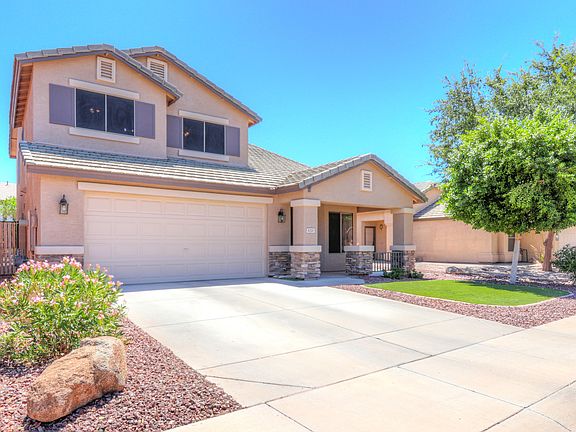 2nd image of 42511 W Chambers Dr