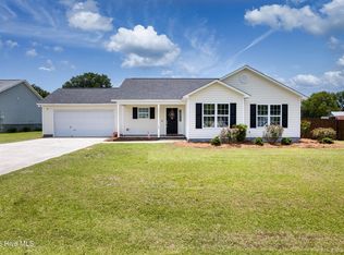 102 Harmony Way, Richlands, NC 28574