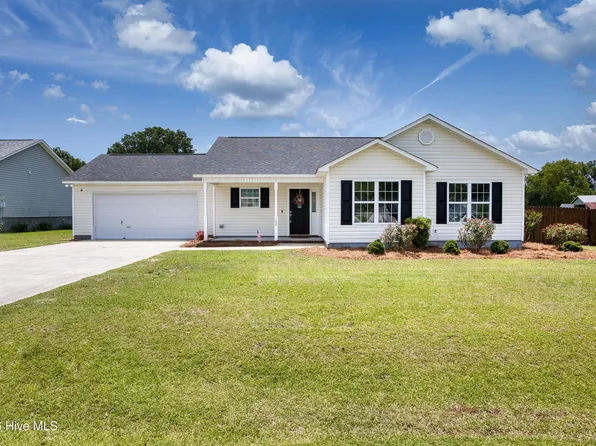 102 Harmony Way, Richlands, NC 28574