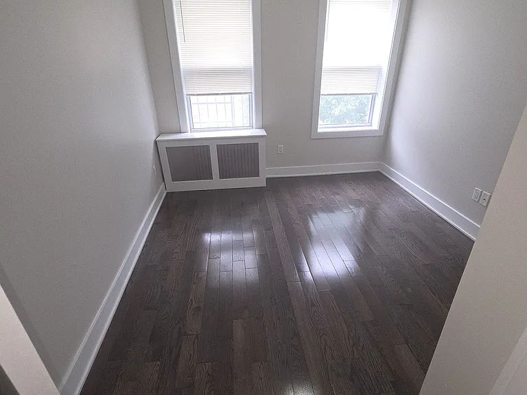 90 Tonnelle Ave #5 — Photo 6