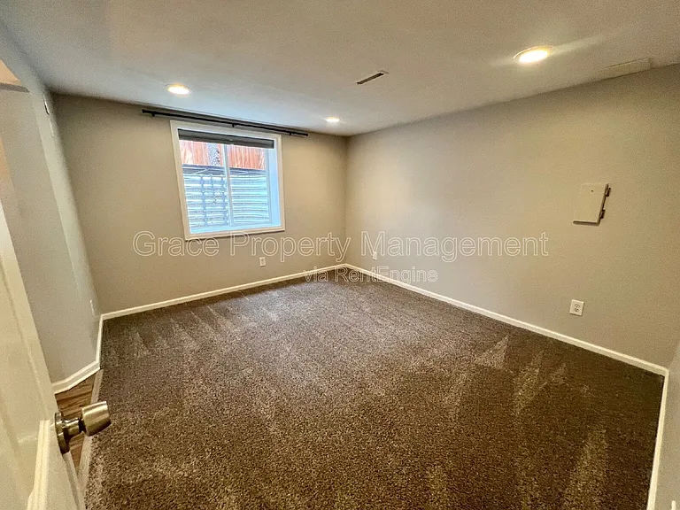 1235 S Patton Ct — Photo 16