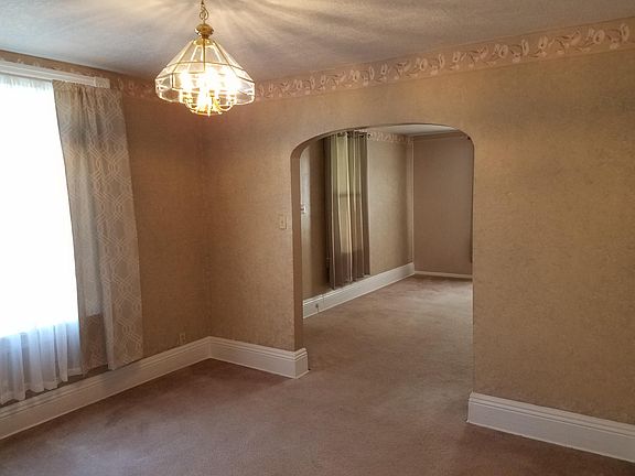 5th image of 709 Pennsylvania Ave APT 1