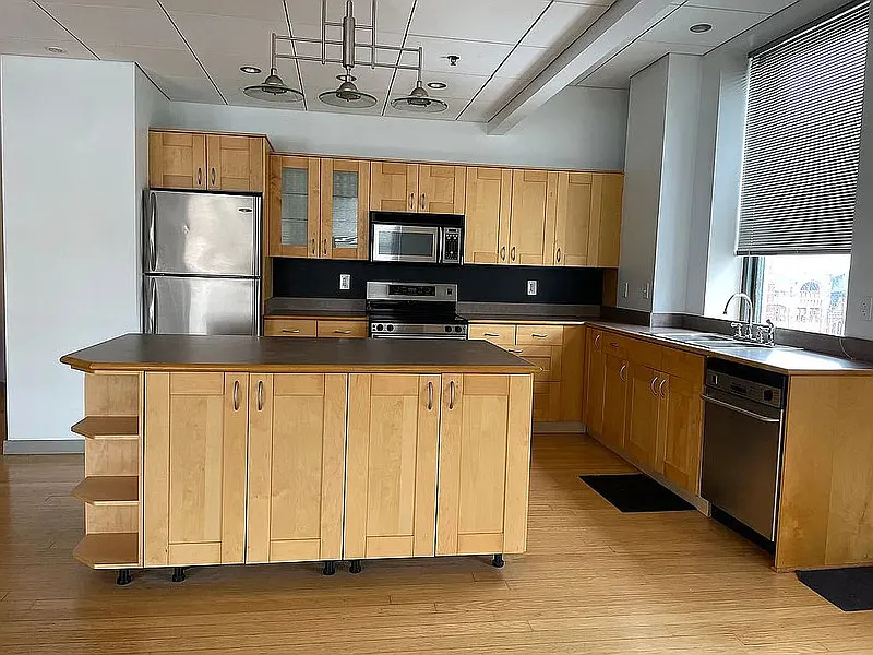 1 bed, 1.0 bath, 1066 sqft, $1,690 — Photo 4