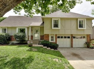 10239 Monrovia St, Lenexa, KS 66215