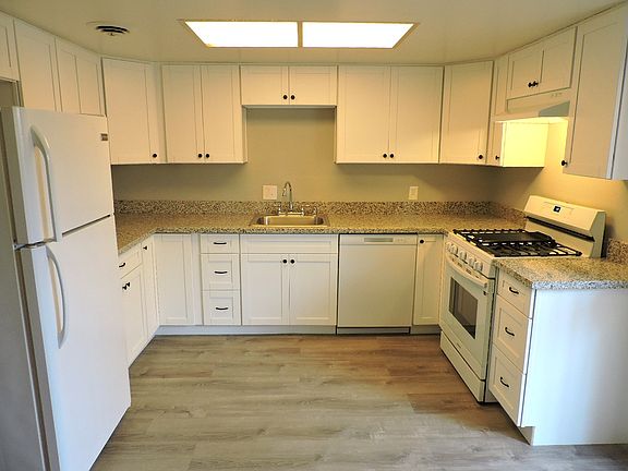 5th image of 2520 Northrop Ave APT 2
