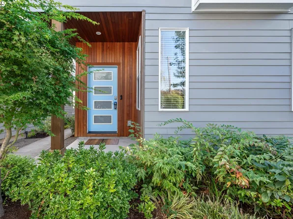 2813 SE Hawthorne Blvd #5, Portland, OR 97214