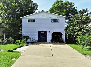 2118 E Winn St, Kemah, TX 77565