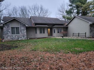 7250 Eagle Rd, Davisburg, MI 48350