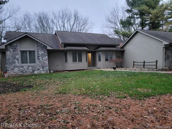 7250 Eagle Rd, Davisburg, MI 48350
