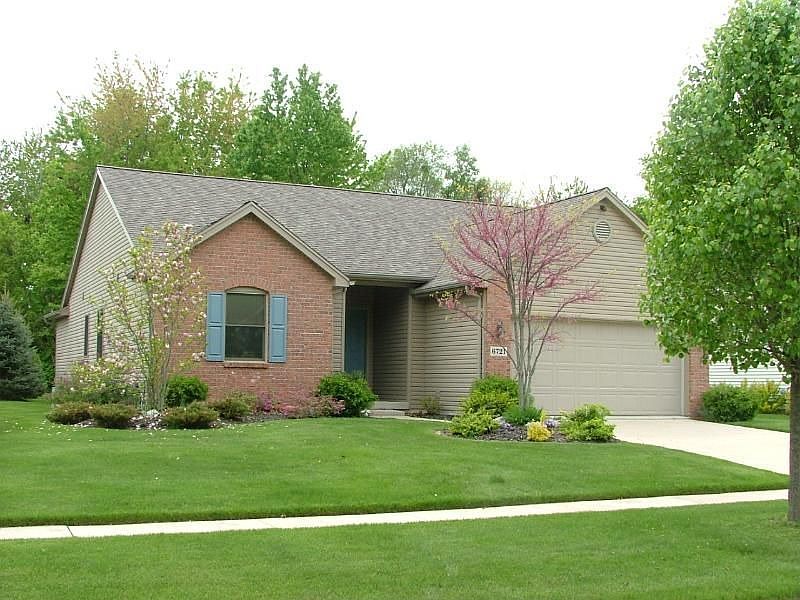 2nd image of 6721 Lexington Pl