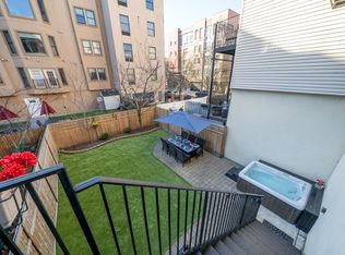 128 Jackson St APT 2B, Hoboken, NJ 07030