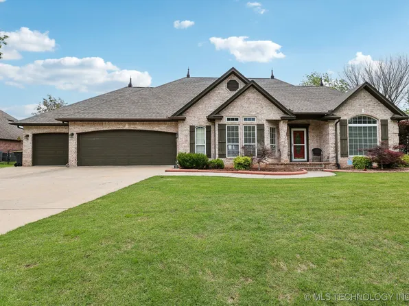 2563 E 138th Pl S, Bixby, OK 74008