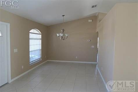 3rd image of 238 SW 28th St