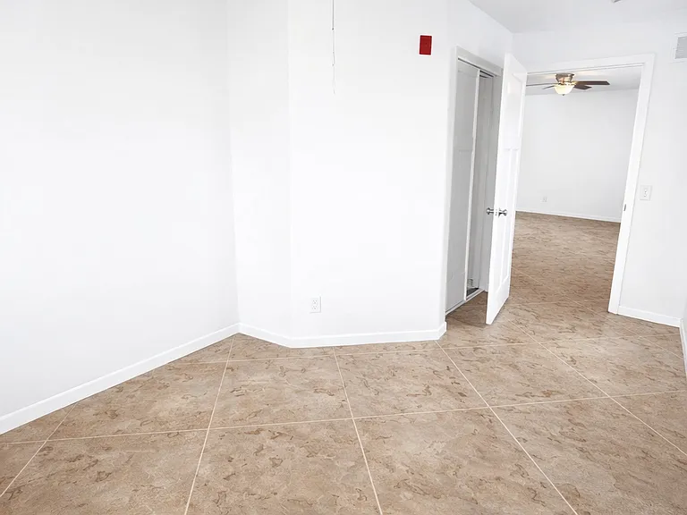 Eagle Crossing Apartments — Photo 21