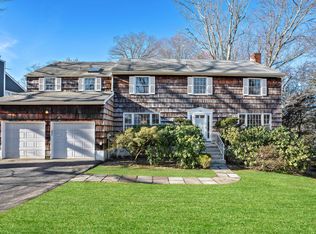 1341 Colonial Ct, Mamaroneck, NY 10543