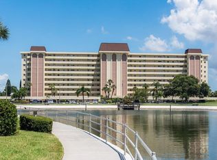 4725 Cove Cir APT 105, Saint Petersburg, FL 33708