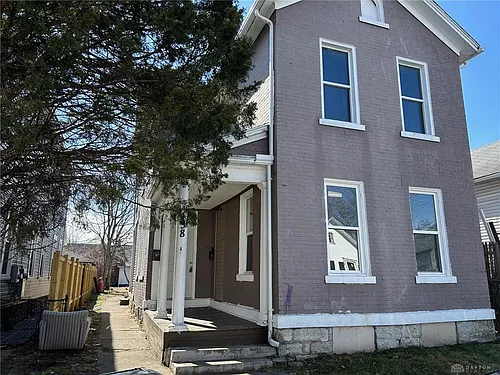 438 Clover St Photo 1