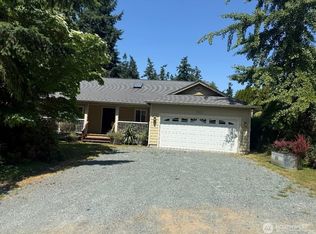 1543 Roy Rd, Freeland, WA 98249