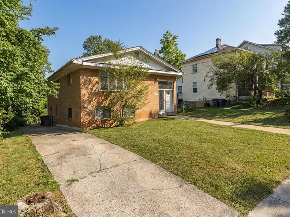2213 Evarts St NE, Washington, DC 20018