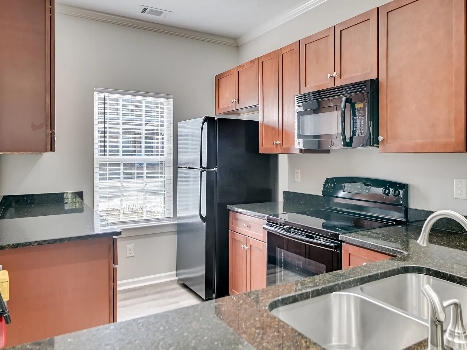 Adderman Townhomes — Photo 2