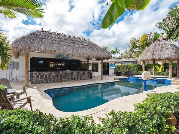 18221 NE 7th Court, North Miami Beach, FL 33162