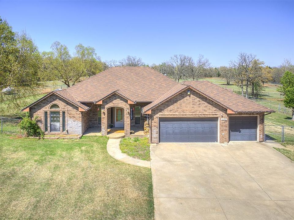1st image of 18301 Sierra Ln