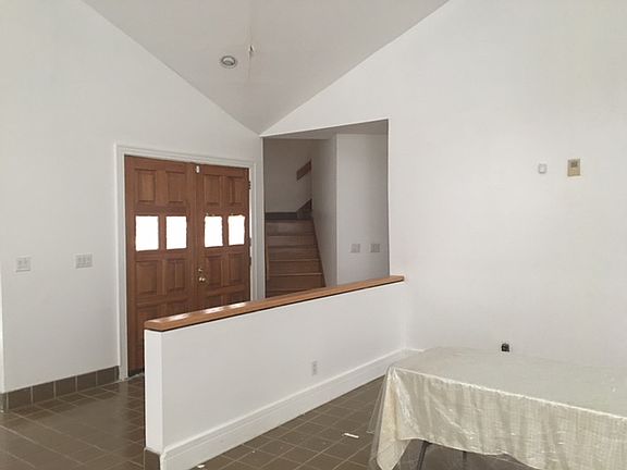 5th image of 135 Victoria Pl