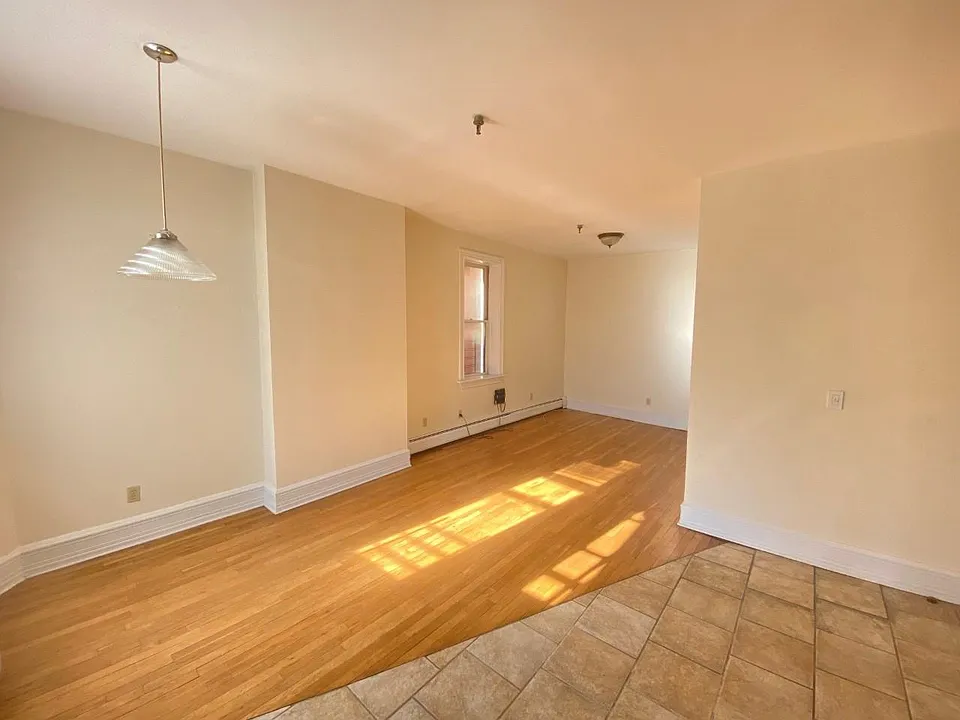55 Bright St #3