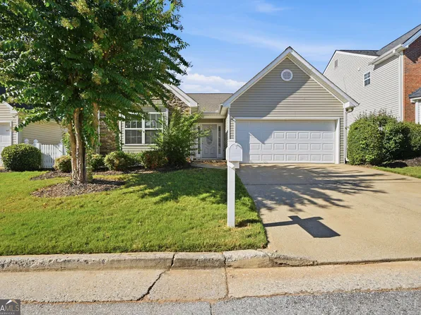 323 Greystone Pkwy, Hiram, GA 30141