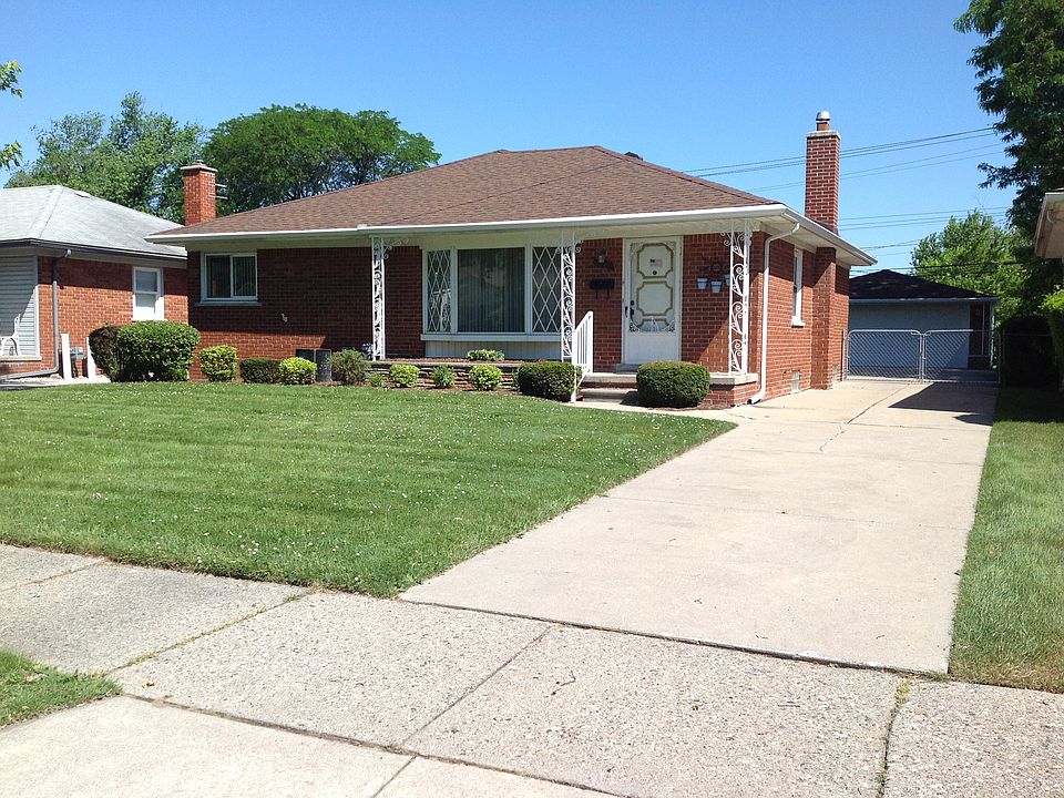 1st image of 20917 Erben St