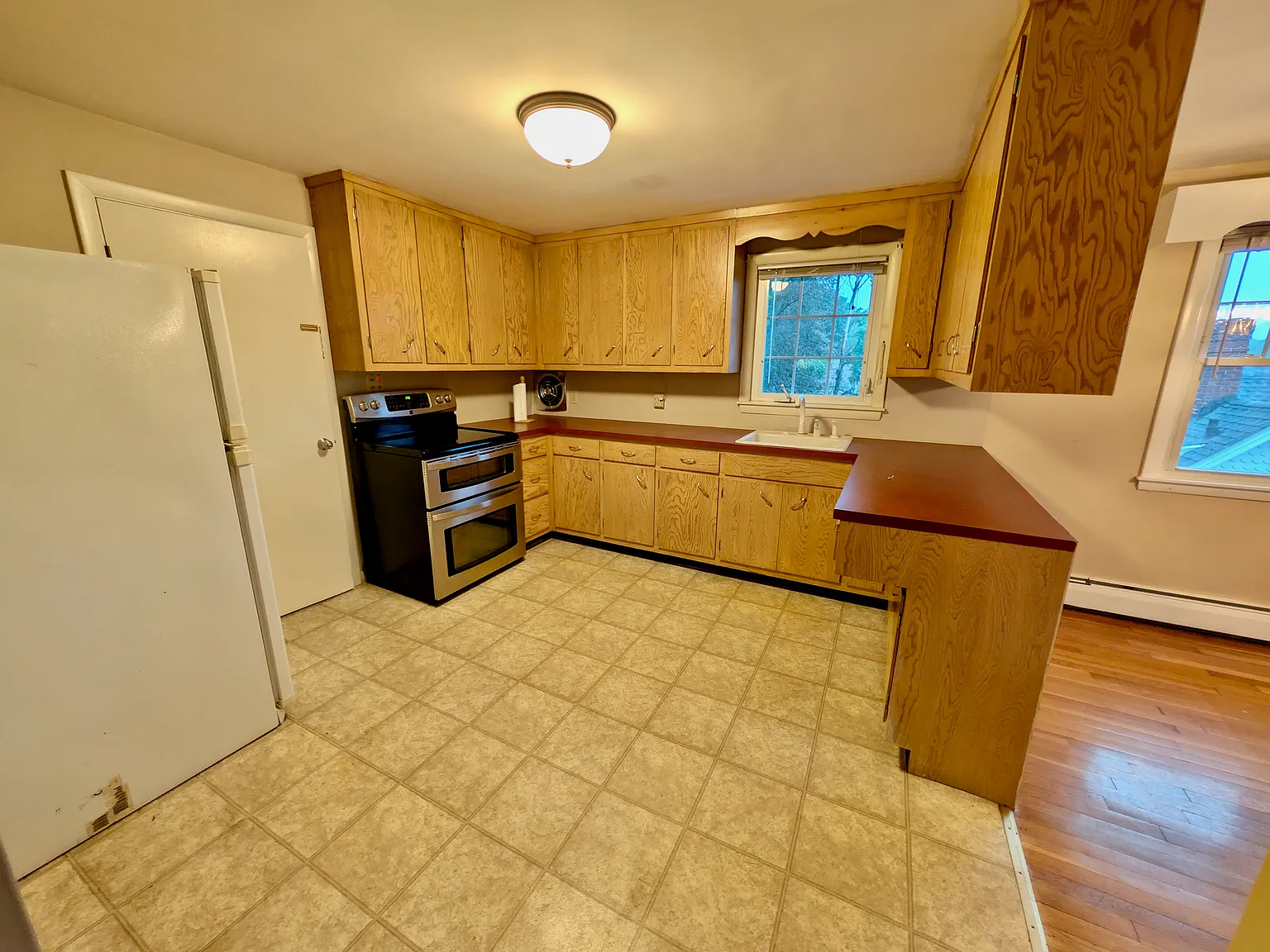 2 bed, $2,125 — Photo 1