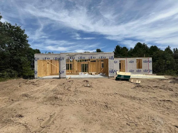 2480 TRAILS MEET CIRCLE, WI 54481