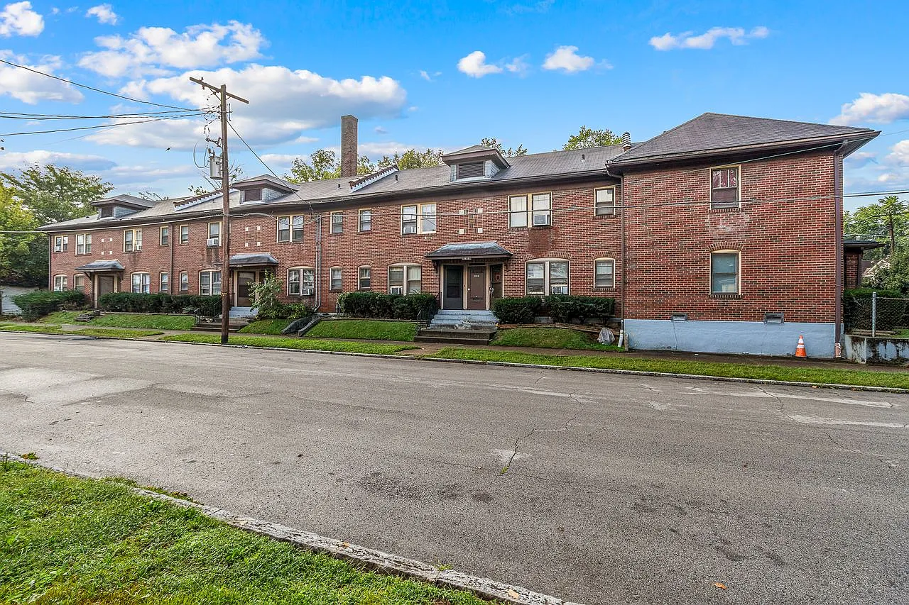 1 bed, 700 sqft, $800 — Photo 1